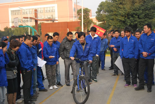 上海滬工閥門(mén)廠(chǎng)第二屆職工運(yùn)動(dòng)會(huì)自行車(chē)慢騎比賽(圖6)