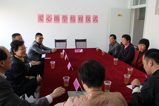 滬工黨支部書記楊猛慷慨解囊,助力貧困學(xué)生實(shí)現(xiàn)大學(xué)夢